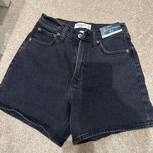 High-rise Abercrombie, the Dad short curved love 25/0